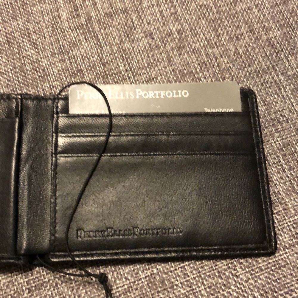 Wallet - Picture 2 of 6